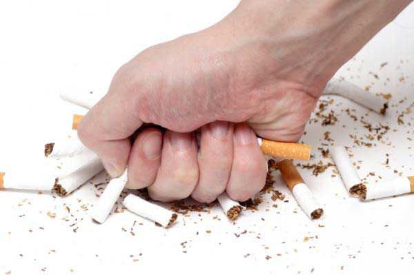 Tác hại của việc hút thuốc lá và lợi ích khi bỏ thuốc lá