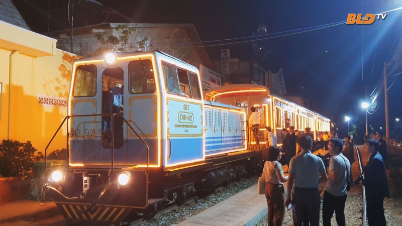 Ga Đà Lạt khai thác chuyến tàu du lịch đêm