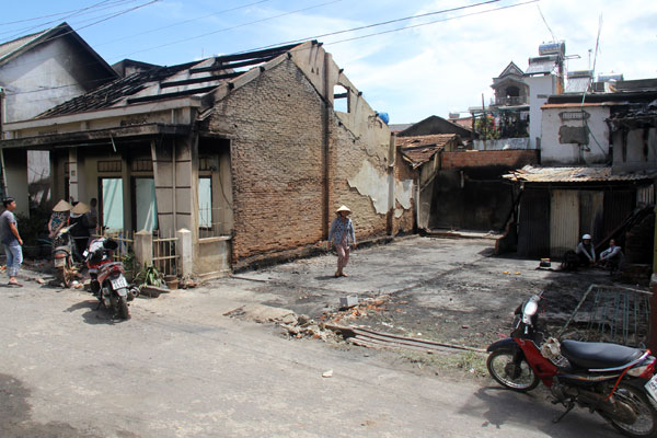Đơn Dương: Tình làng nghĩa xóm sau vụ hỏa hoạn