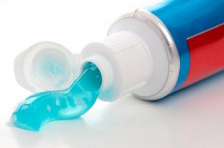 Kem đánh răng rạng bột hay gel đều có chất lượng như nhau