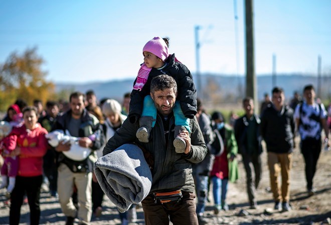 Sau vụ khủng bố Paris, 10 bang của Mỹ từ chối người tị nạn Syria