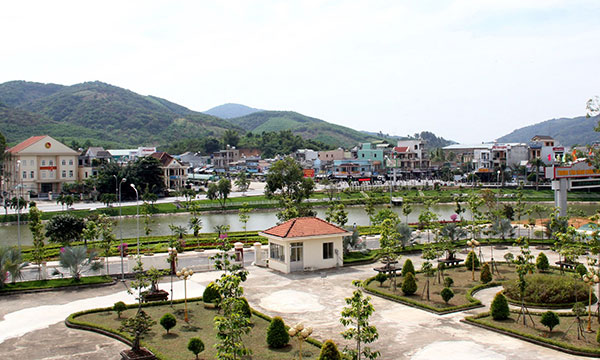Một góc thị trấn Mađaguôi (huyện Đạ Huoai) hiện nay