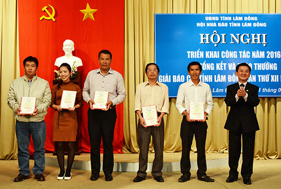 28 tác phẩm đoạt giải Báo chí Lâm Đồng lần thứ XII, năm 2015