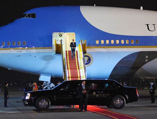 Tổng thống Hoa Kỳ Barack Obama đã đến và bắt đầu chuyến thăm Việt Nam
