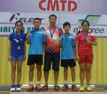 Các VĐV đội tuyển năng khiếu cầu lông Lâm Đồng giành được HC tại giải