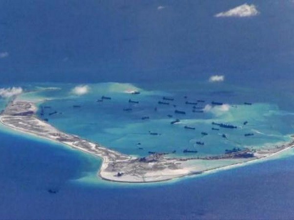Báo Anh: Trung Quốc xây xong nhà chứa máy bay ở Biển Đông