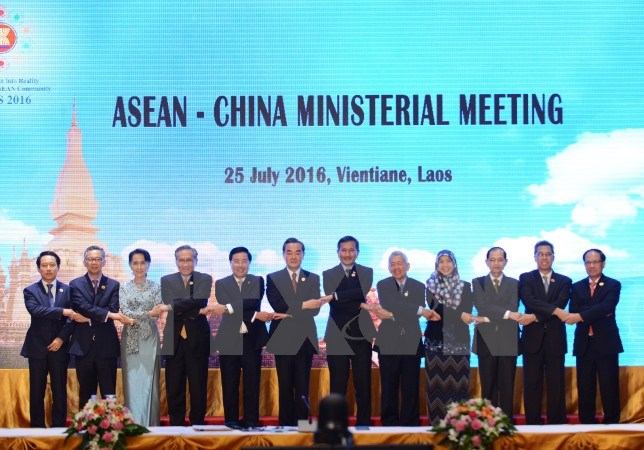 Ngoại trưởng các nước ASEAN tại Hội nghị Ngoại trưởng ASEAN-Trung Quốc ở Vientiane ngày 25/7. Ảnh minh họa. (Nguồn: THX/ TTXVN)