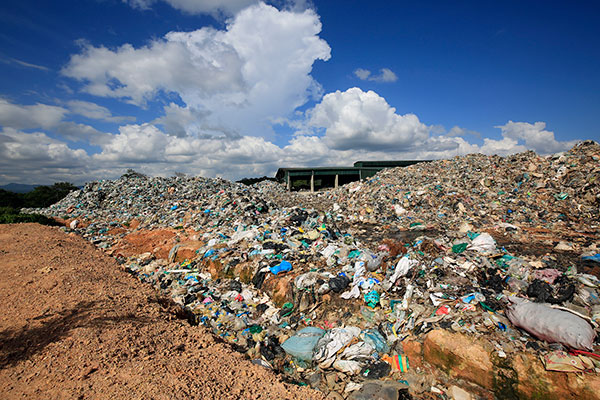 Trên 3.000 tấn rác thải như “quả bom rác” còn tồn dư, quá tải tại Nhà máy xử lý rác Đà Lạt