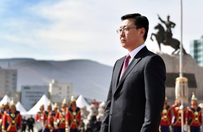Thủ tướng và toàn bộ chính phủ Mông Cổ chính thức bị cách chức
