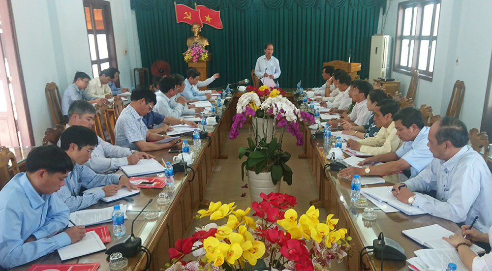 Đồng chí Nguyễn Xuân Tiến, Ủy viên Trung ương Đảng, Bí thư Tỉnh ủy Lâm Đồng phát biểu chỉ đạo tại Huyện ủy Đạ Huoai