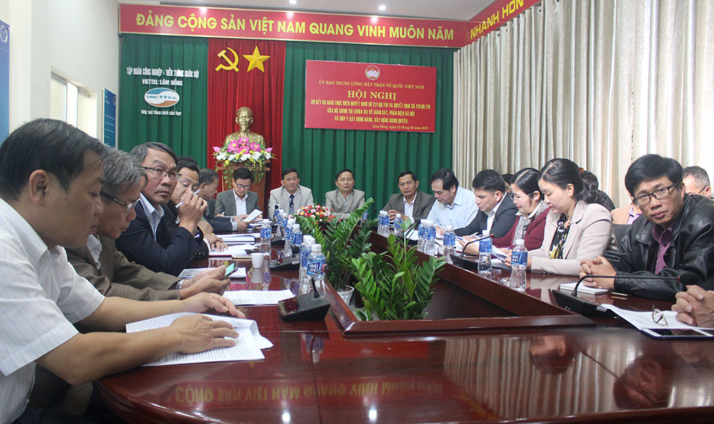 Phó Bí thư Thường trực Tỉnh ủy Trần Đức Quận tham dự đầu cầu Lâm Đồng