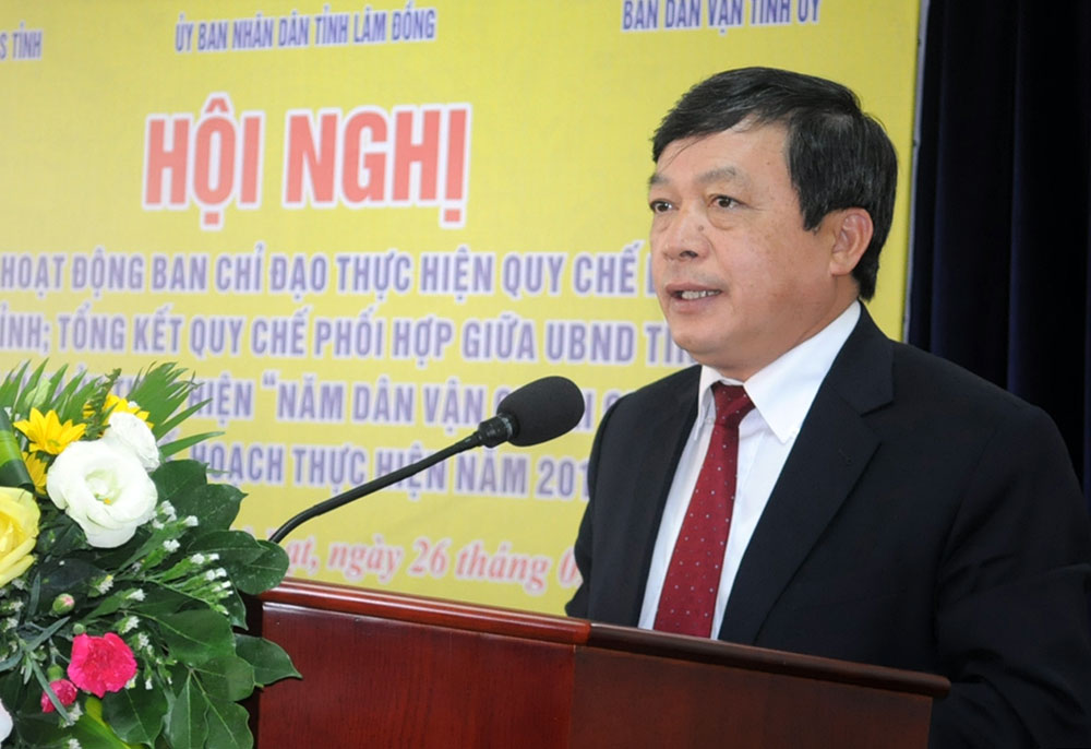 Chủ tịch UBND tỉnh Đoàn Văn Việt phát biểu kết luận hội nghị 
