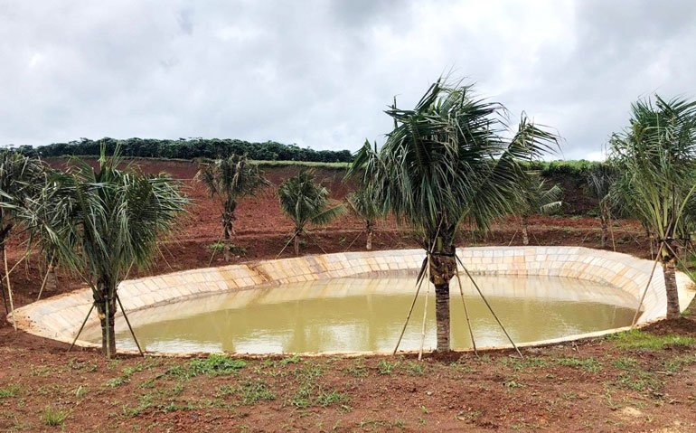 Hầu hết các khu vực phân lô, bán nền trên địa bàn TP Bảo Lộc đều có hồ nước nhân tạo nhưng không được che chắn, bảo vệ
