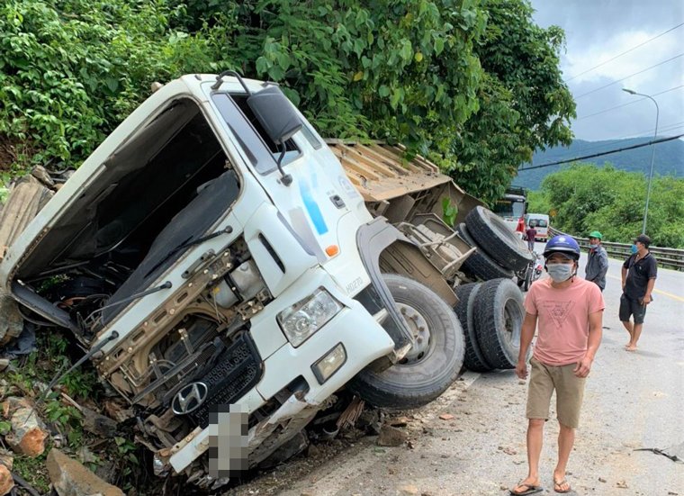 Tai nạn giao thông liên tiếp xảy ra tại ''điểm đen'' trên đèo Bảo Lộc