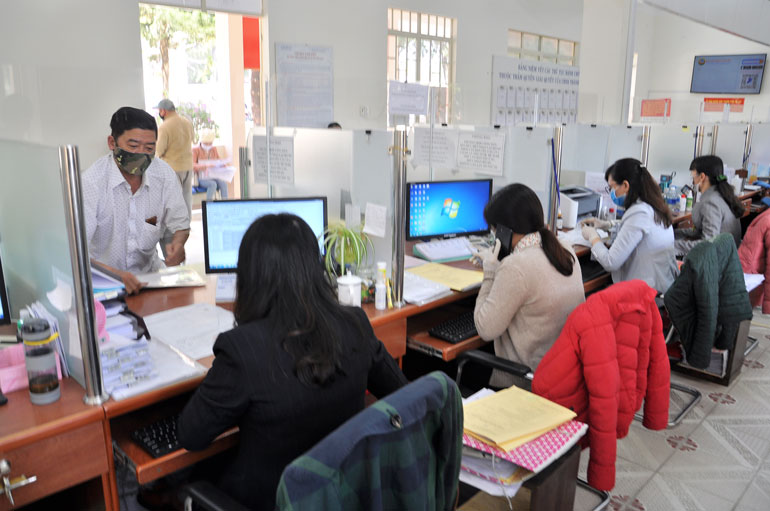 Tiếp nhận và giải quyết TTHC tại bộ phận một cửa UBND thành phố Đà Lạt
