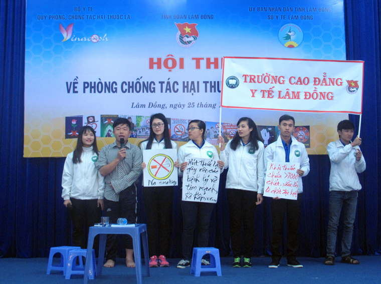 Đoàn viên, thanh niên trong tỉnh tham gia hội thi tuyên truyền về phòng chống tác hại của thuốc lá (ảnh tư liệu)