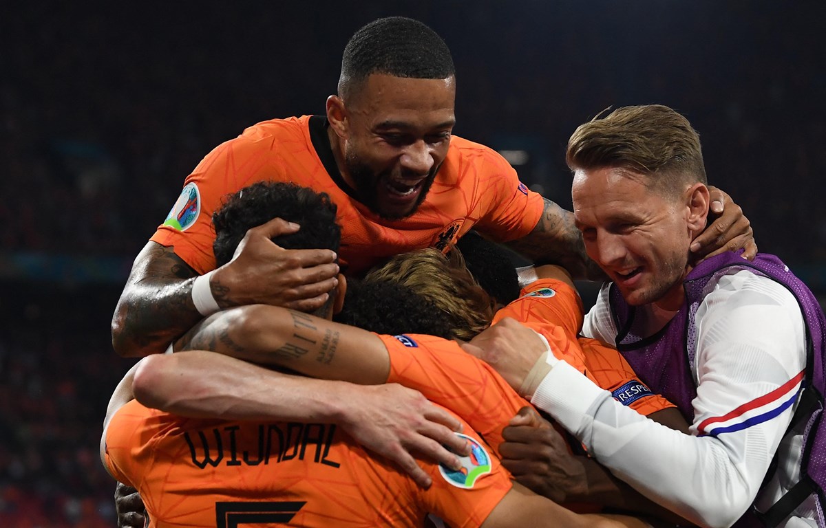 Hà Lan giành vé vào vòng 1/8 EURO 2020 với tư cách nhất bảng.