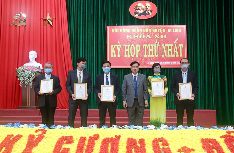 HĐND huyện Di Linh khóa XII tổ chức kỳ họp lần thứ nhất