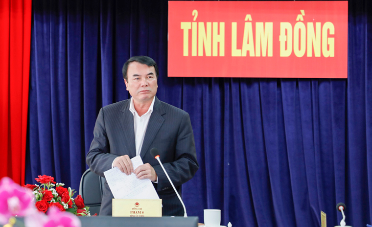 Phó Chủ tịch UBND tỉnh Lâm Đồng Phạm S kết luận hội nghị