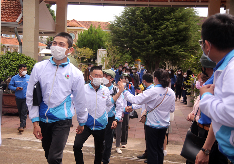 Các tình nguyện viên Lâm Đồng lên đường hỗ trợ TP Hồ Chí Minh chống dịch