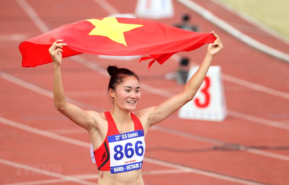Quách Thị Lan giành huy chương Vàng nội dung chạy 400m rào nữ