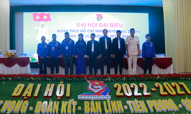Đoàn đại biểu dự Đại hội đại biểu Đoàn TNCS Hồ Chí Minh tỉnh Lâm Đồng lần thứ XI, nhiệm kỳ 2022 - 2027 ra mắt Đại hội