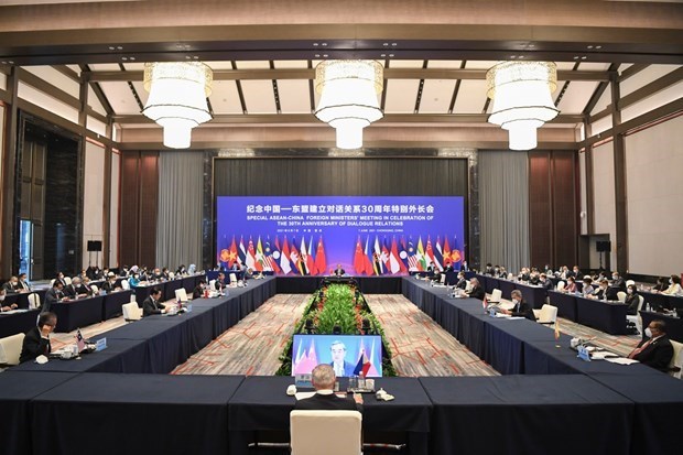 Toàn cảnh hội nghị đặc biệt Bộ trưởng Ngoại giao ASEAN-Trung Quốc nhân kỷ niệm 30 năm quan hệ đối tác tại Trùng Khánh, Trung Quốc ngày 7/6/2021