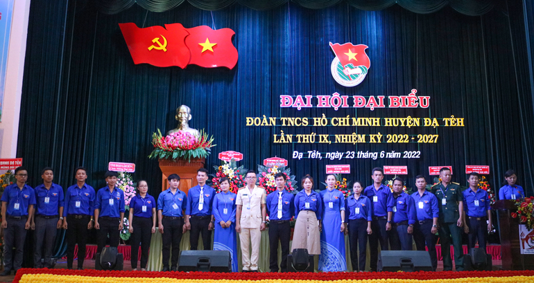 Ban Chấp hành Huyện Đoàn Đạ Tẻh khóa IX ra mắt tại Đại hội