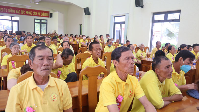 Các hội viên tiêu biểu Hội Người khuyết tật huyện Đức Trọng tham dự Đại hội