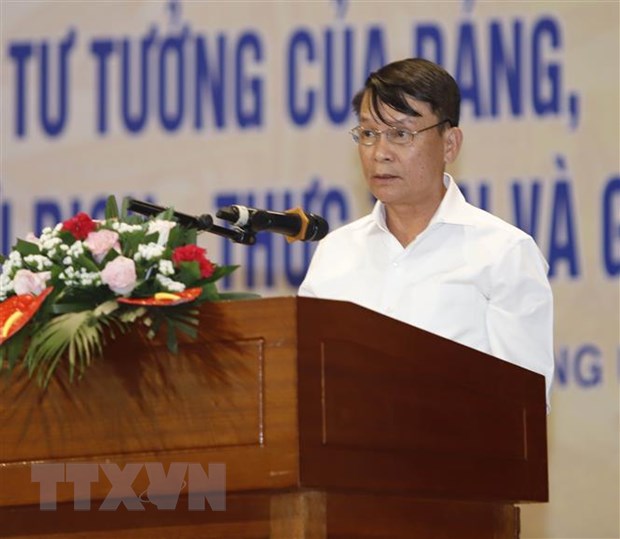 Phó Chủ tịch thường trực Hội Nhà báo Việt Nam Nguyễn Đức Lợi phát biểu khai mạc buổi tọa đàm